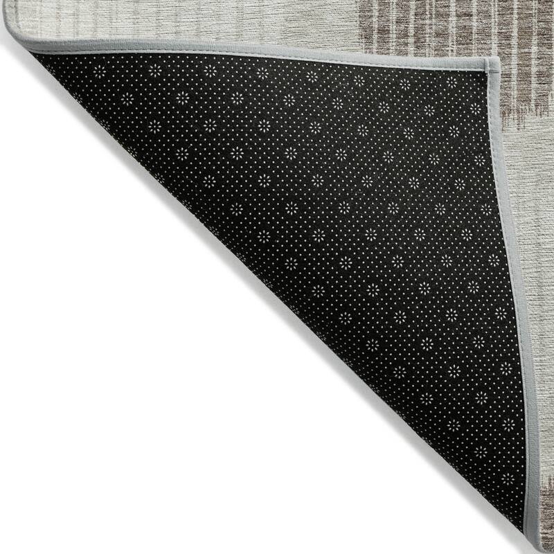 HomeRoots Geometric Transitional Rectangle Outdoor Rug