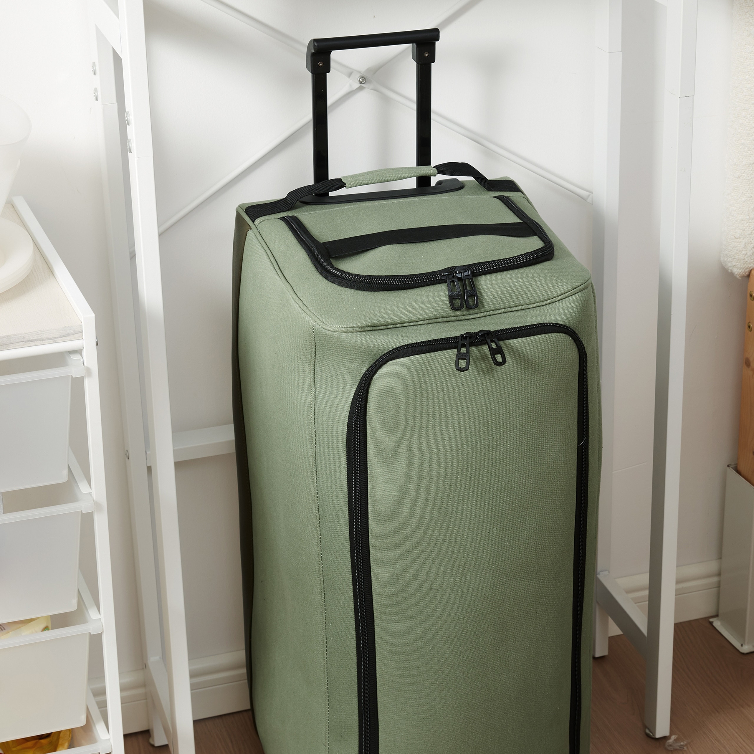 Bed bath and shop beyond rolling duffle bag