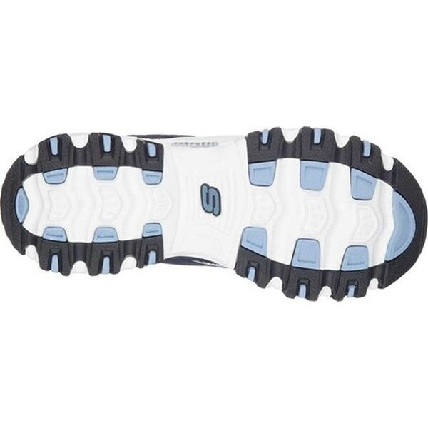 momo skechers