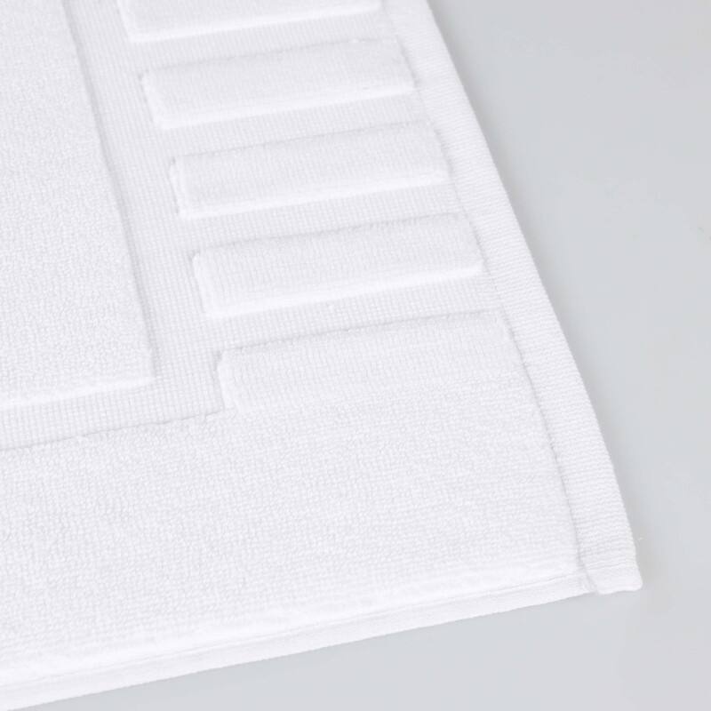 Blue Nile Mills 100% Cotton Solid Modern Geometric Border Absorbent Heavy Washable Bath Mats, Set of 2