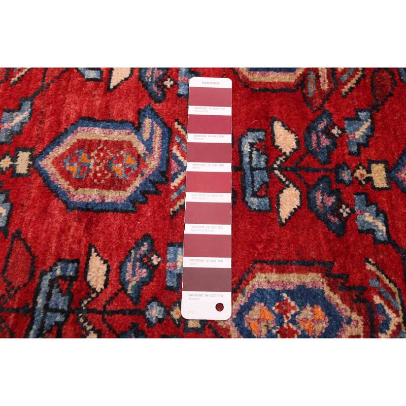ECARPETGALLERY Hand-knotted Melis Red Wool Rug - 4'9 x 6'6