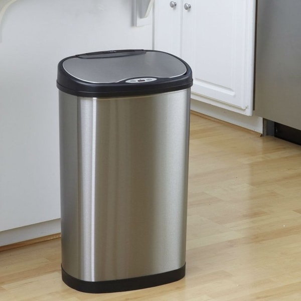 Bed bath and shop beyond trash cans