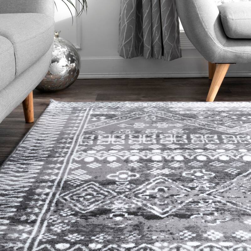 Nuloom Transitional Moroccan Frances Area Rug