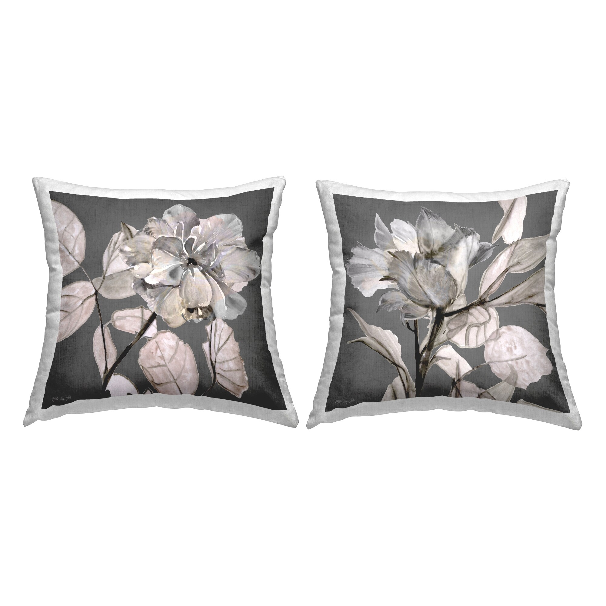 Studio set top of 2 pillows