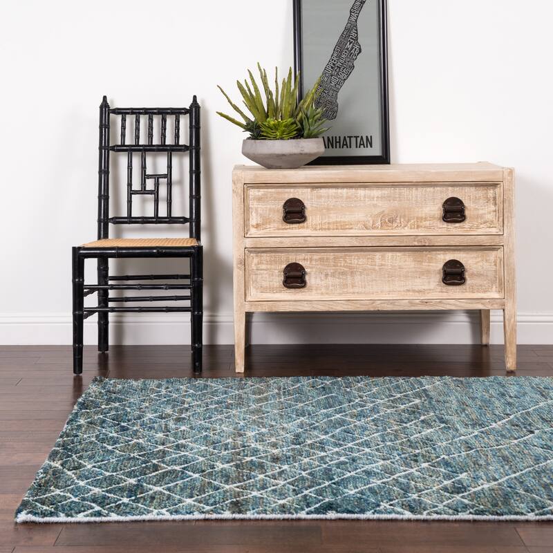 Alexander Home Phoenix Diamond Moroccan Hand Knotted Jute Wool Area Rug - 4' x 6' - Mediterranean - Rectangle