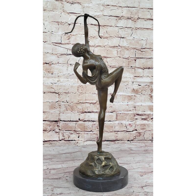 Hand Made Bronze Figure Diana Goddess Of The Hunt From Langer Sculpture Arrow