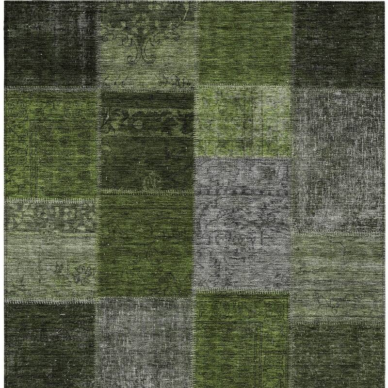HomeRoots Patchwork Transitional Rectangle Outdoor Rug