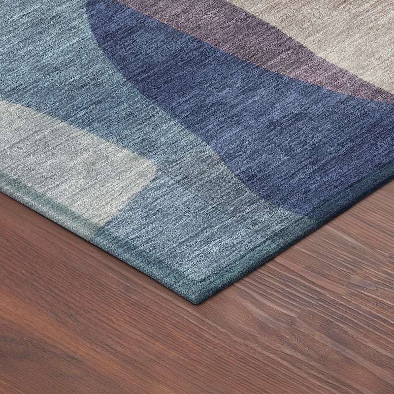 Machine Washable Indoor/ Outdoor Contemporary Layers Chantille Rug