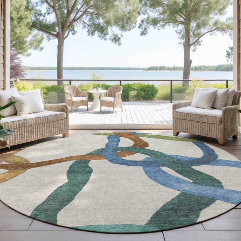 Machine Washable Indoor/ Outdoor Abstract Links Chantille Rug - Beige - 8' x 8'