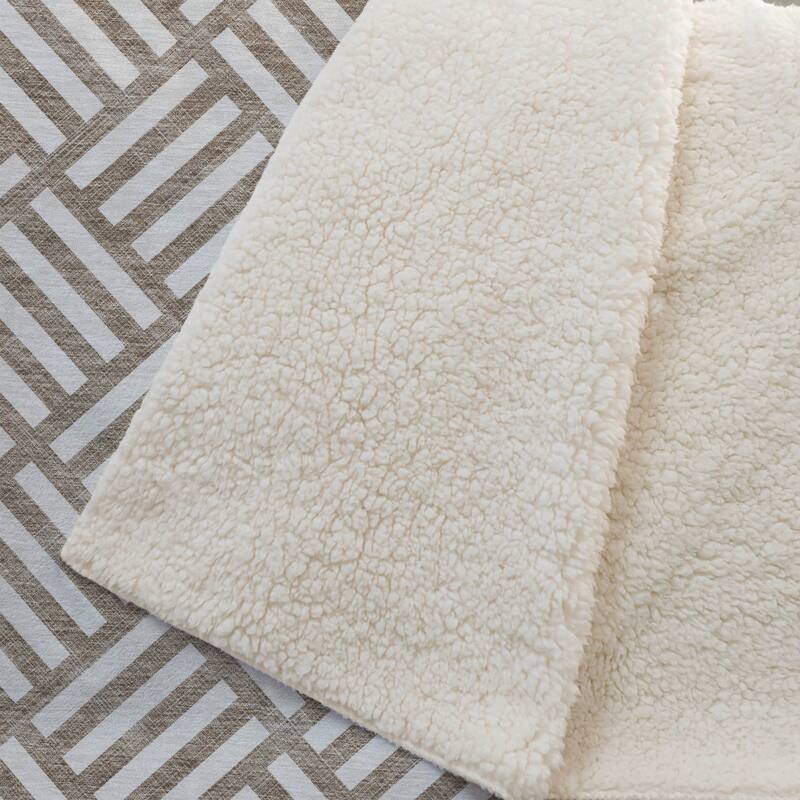 Premium Machine Washable Contemporary Geo Sherpa Throw Blanket