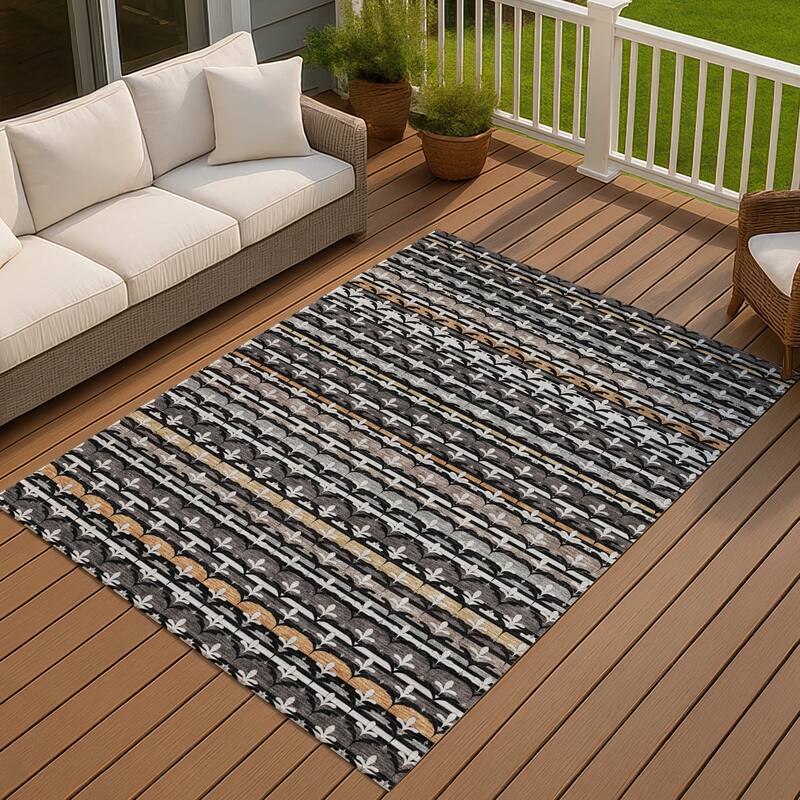 Machine Washable Indoor/ Outdoor Stripe Bramlage Chantille Rug