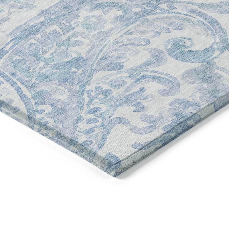 Machine Washable Indoor/ Outdoor Chantille Traditional Scroll Rug