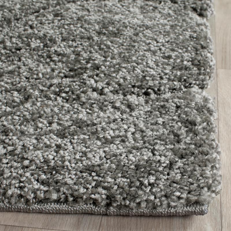 SAFAVIEH Florida Shag Nanny Floral Scroll 1.2-inch Thick Rug