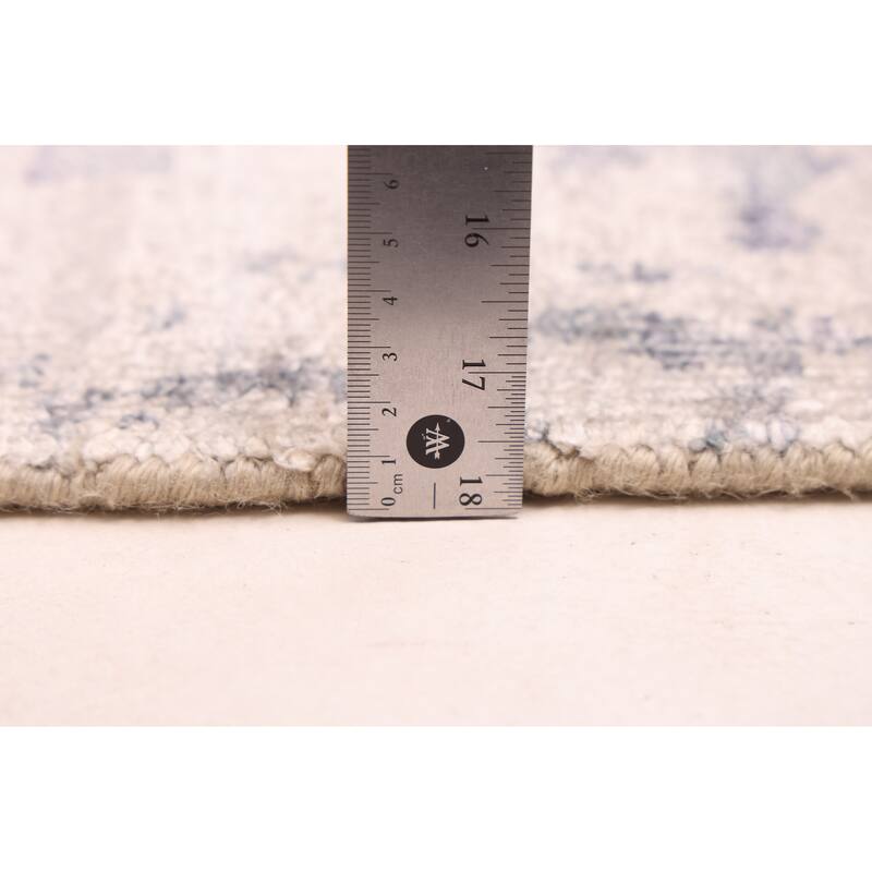 ECARPETGALLERY Hand-knotted Legacy Light Grey Silk Rug - 5'4 x 7'8