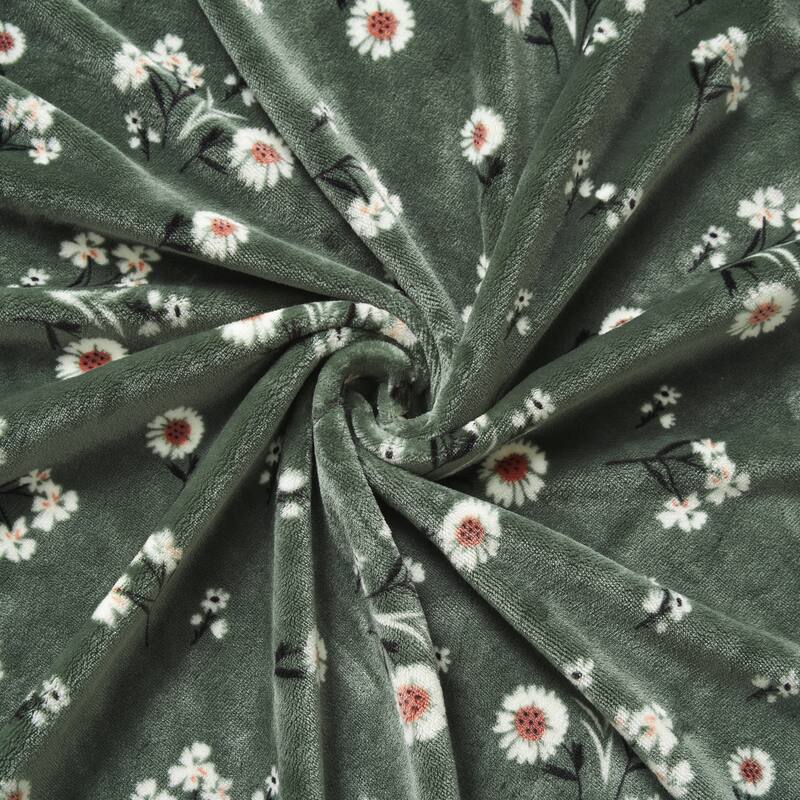 Lucky Brand Daisy Plush Throw Blanket