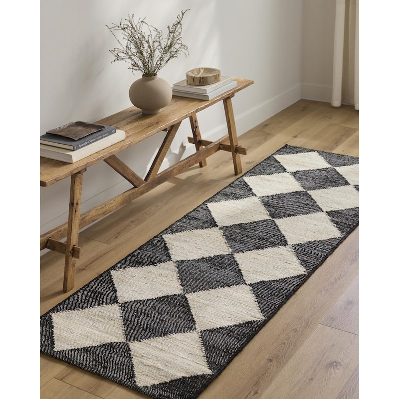Livabliss x Vivir Antho Modern Area Rug - 6' x 9' - Black