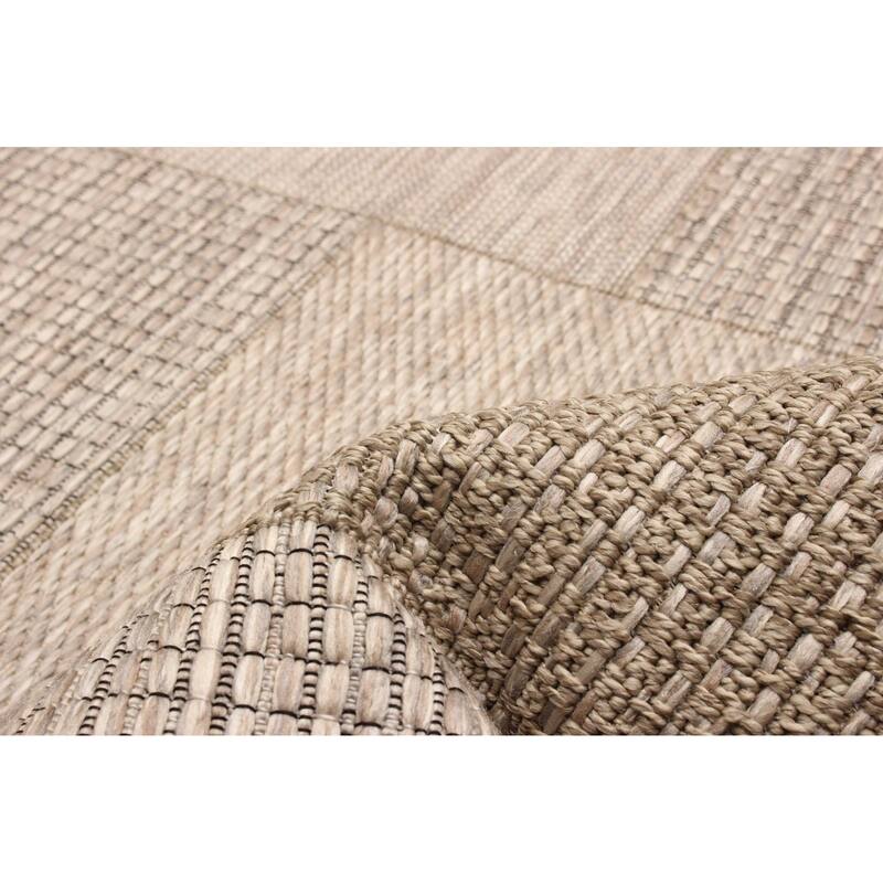 ECARPETGALLERY Machine Woven Bodhi Taupe Area Rug