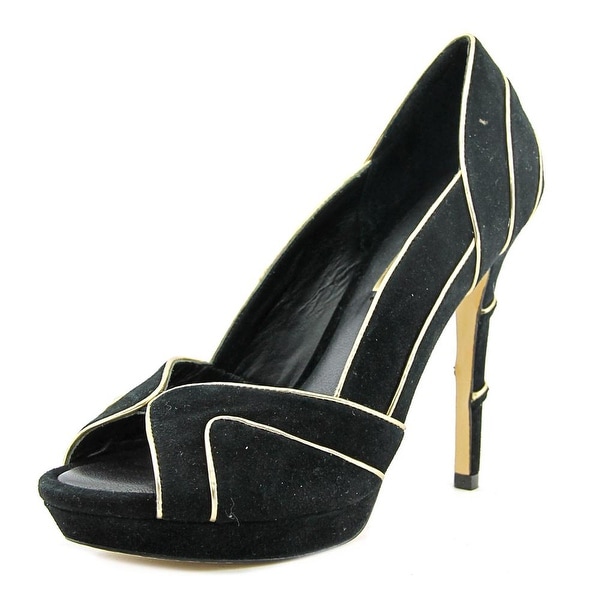 bcbg black heels