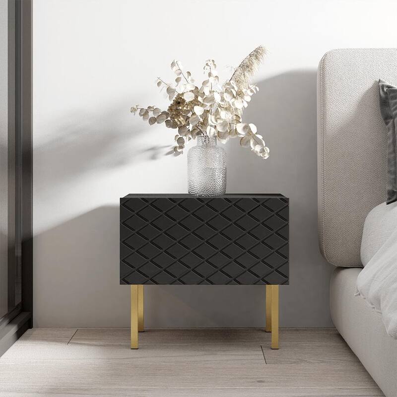 Lattice 04 20" Nightstand - Black