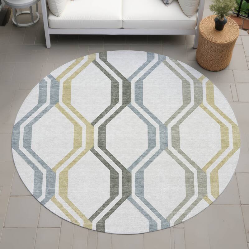 Machine Washable Indoor/ Outdoor Contemporary Dimensions Chantille Rug - Ivory - 8' x 8'
