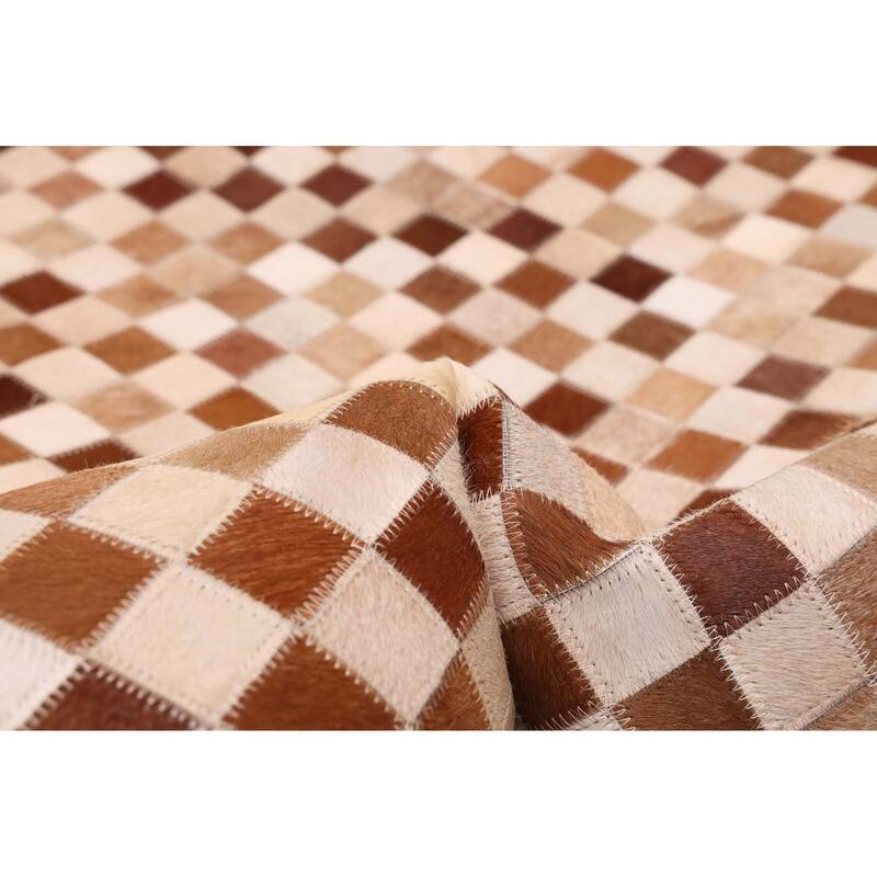ECARPETGALLERY Handmade Cowhide Patchwork Brown Leather Rug - 4'0 x 6'0