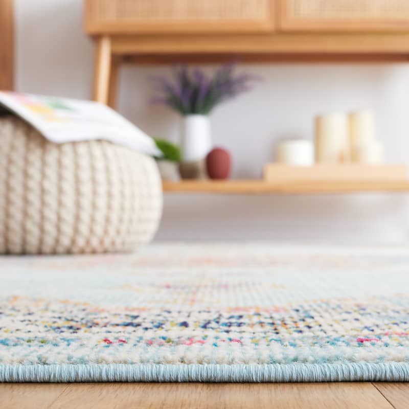 SAFAVIEH Monaco Ardath Shabby Chic Medallion Rug