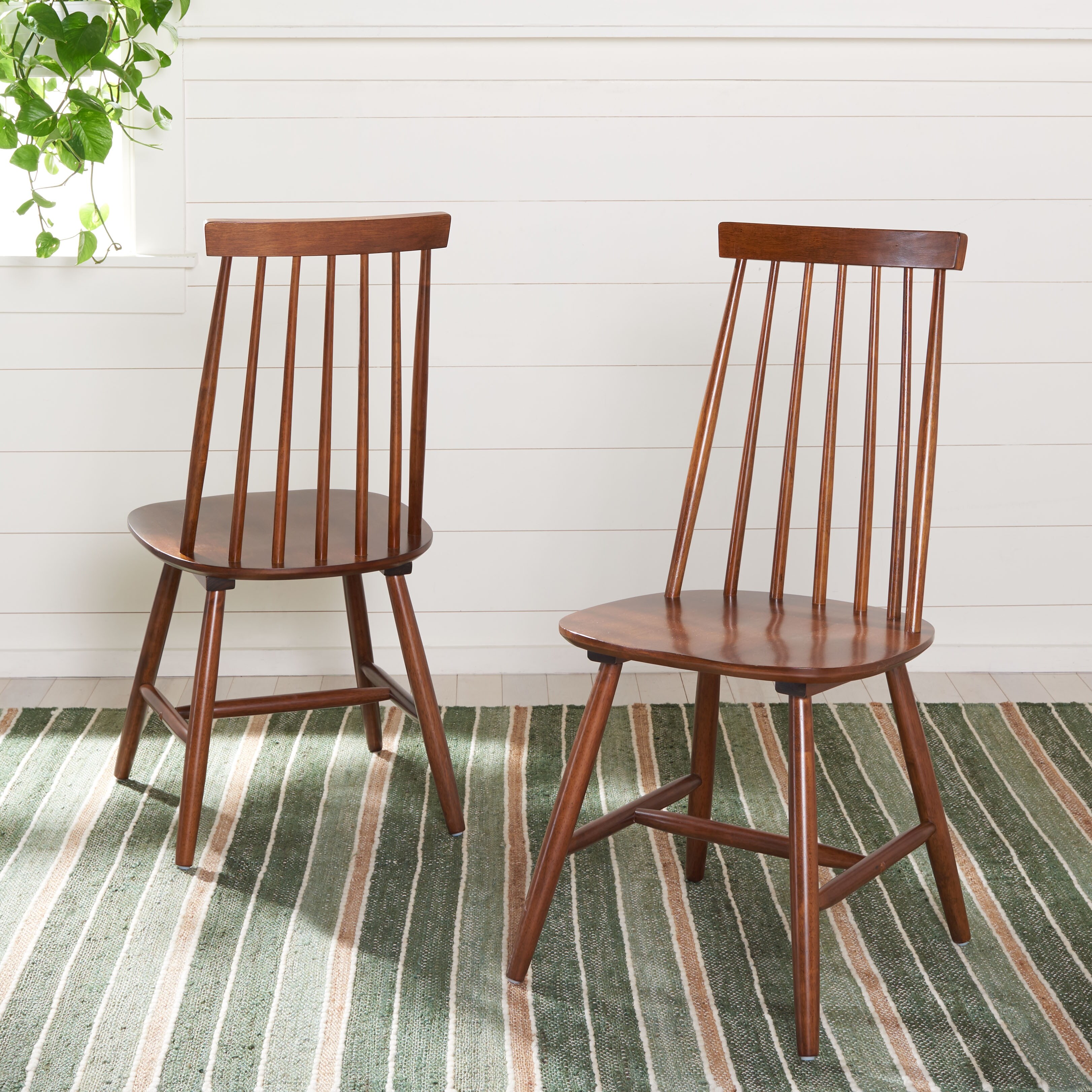 SAFAVIEH Priam Spindleback Windsor Dining Room Chair Set of 2