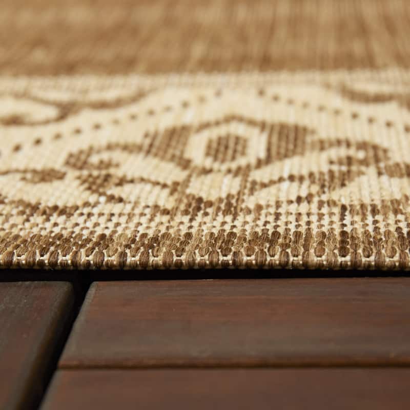 Signature Home Manor Border Indoor/Outdoor Area Rug