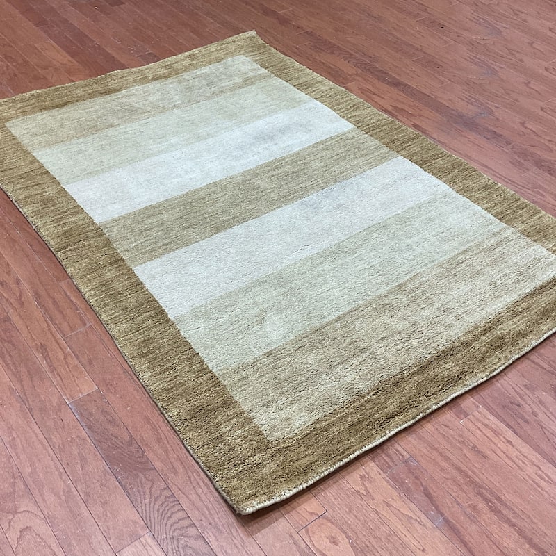 HERAT ORIENTAL Handmade 4' x 6' Dark Border Tibetan Wool Rug - 4' x 6'