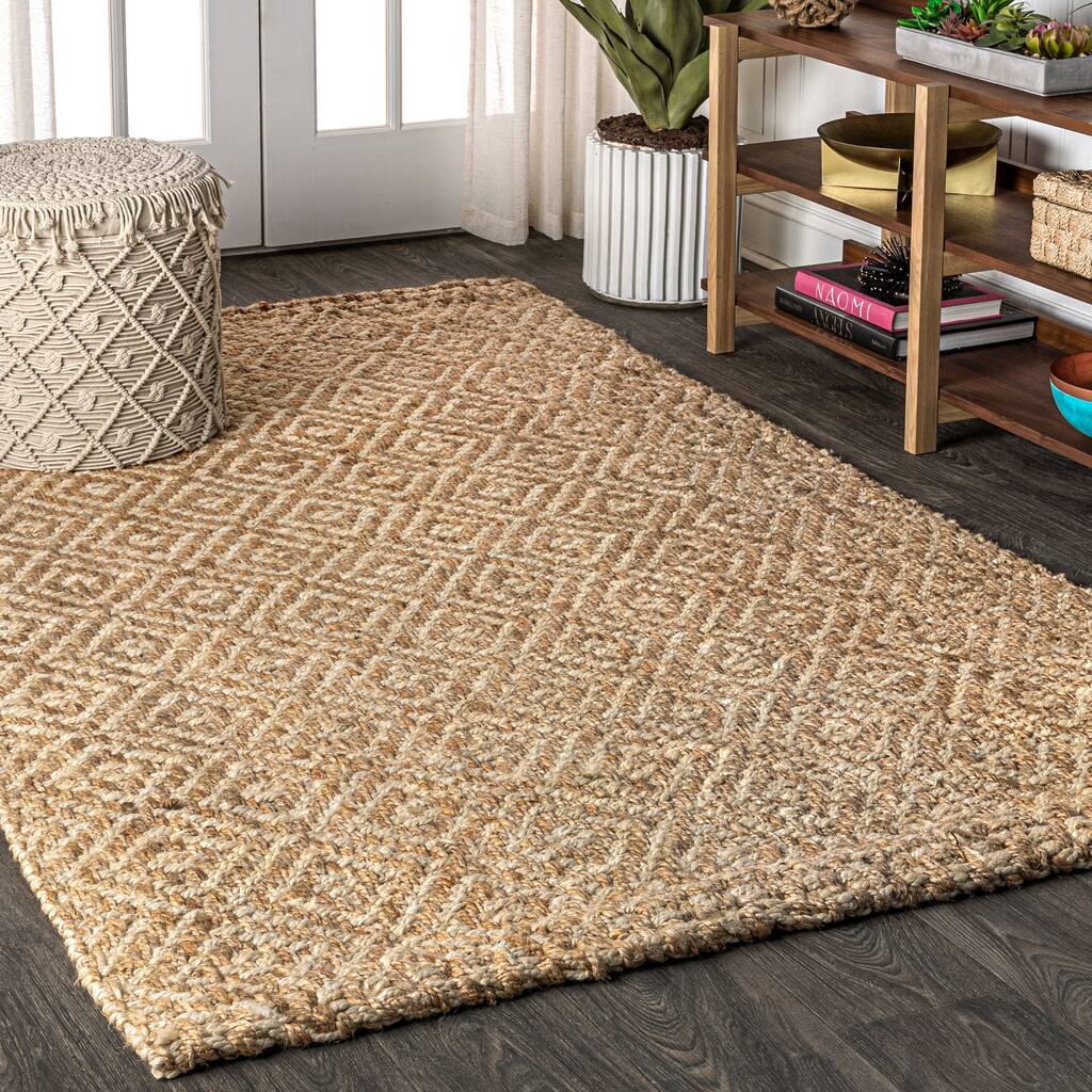 JONATHAN Y Hira Hand Woven Diamond Chunky Jute Natural Area Rug