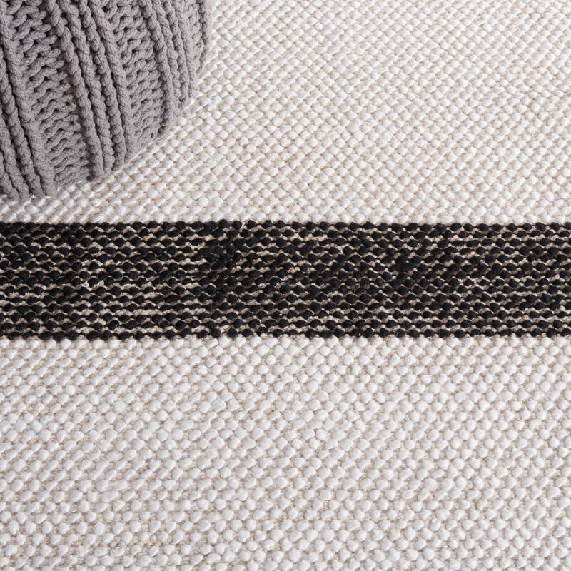 SAFAVIEH Handmade Natura Vroni Transitional Wool Rug