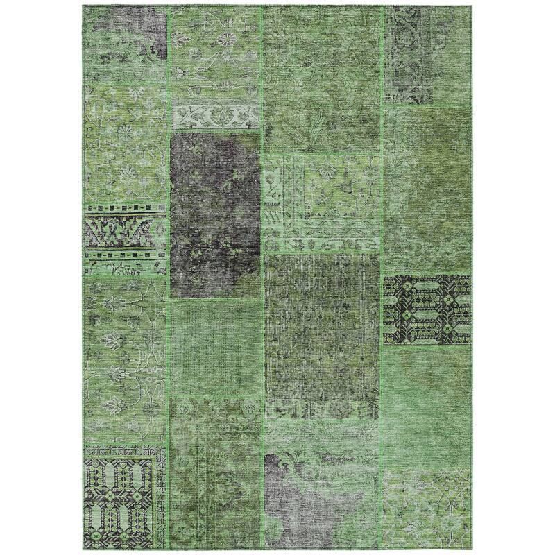 HomeRoots Patchwork Transitional Rectangle Outdoor Rug - 10' X 14'
