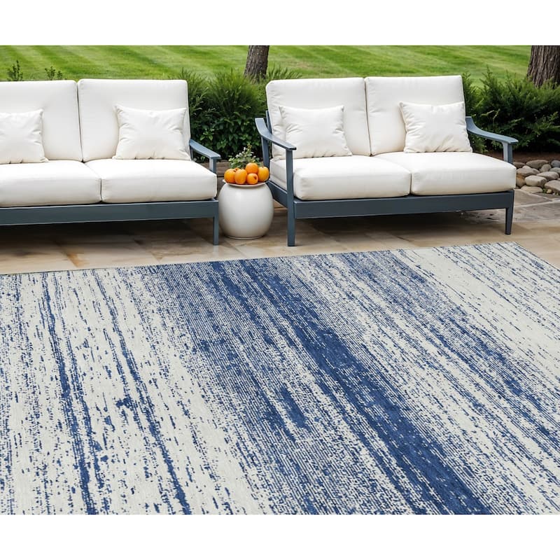 HomeRoots Striped Transitional Rectangle Outdoor Rug - 10' X 14'