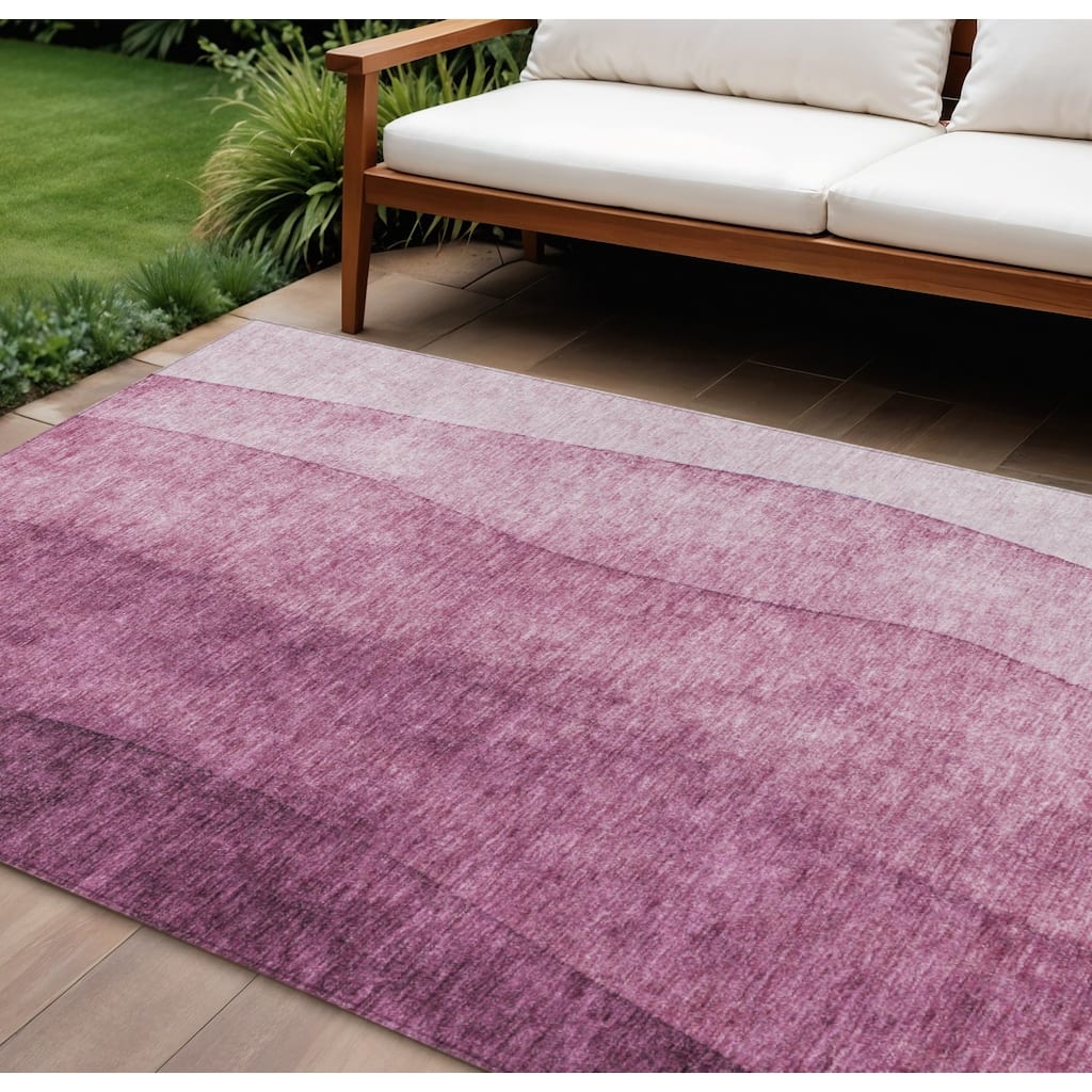 HomeRoots Ombre Transitional Rectangle Outdoor Rug