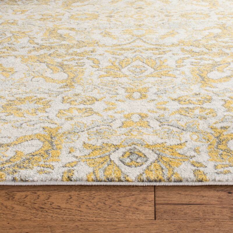 SAFAVIEH Evoke Krijna Vintage Damask Rug