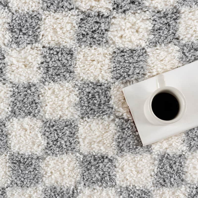 Nuloom Adelaide Mid-Century Checkered Shag Area Rug