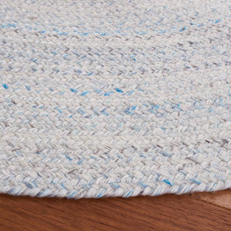 SAFAVIEH Handmade Braided Anastasie Round Rug