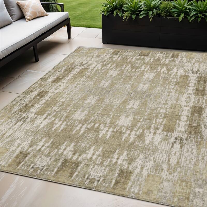 HomeRoots Moroccan Transitional Rectangle Outdoor Rug - 5' X 8'