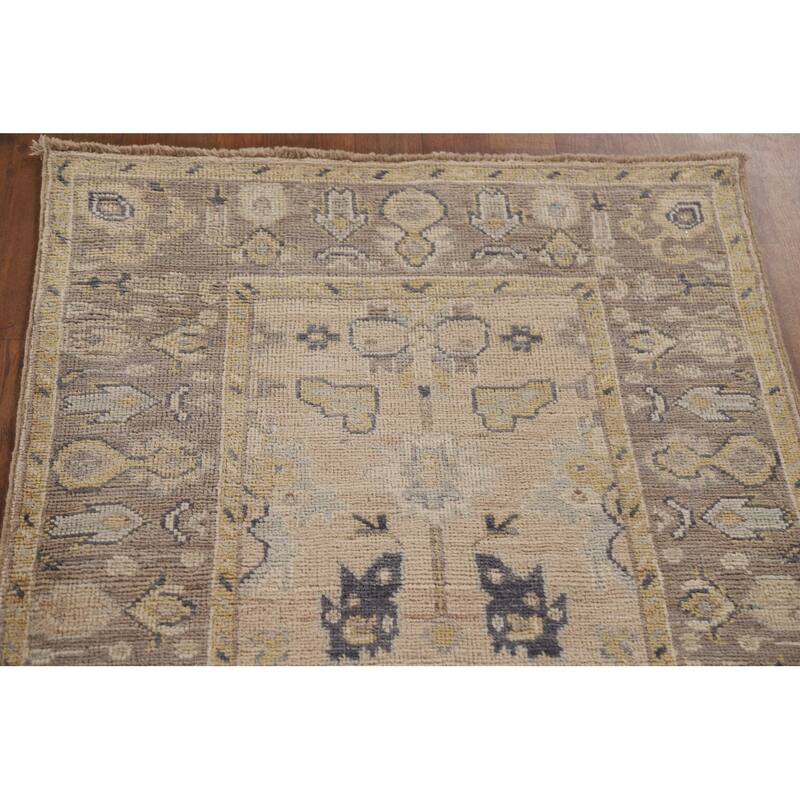 Hand Knotted Oriental 100% Wool Carpet Transitional Geometric Beige & Ivories Oushak Runner Rug - 9' 8'' X 2' 8''