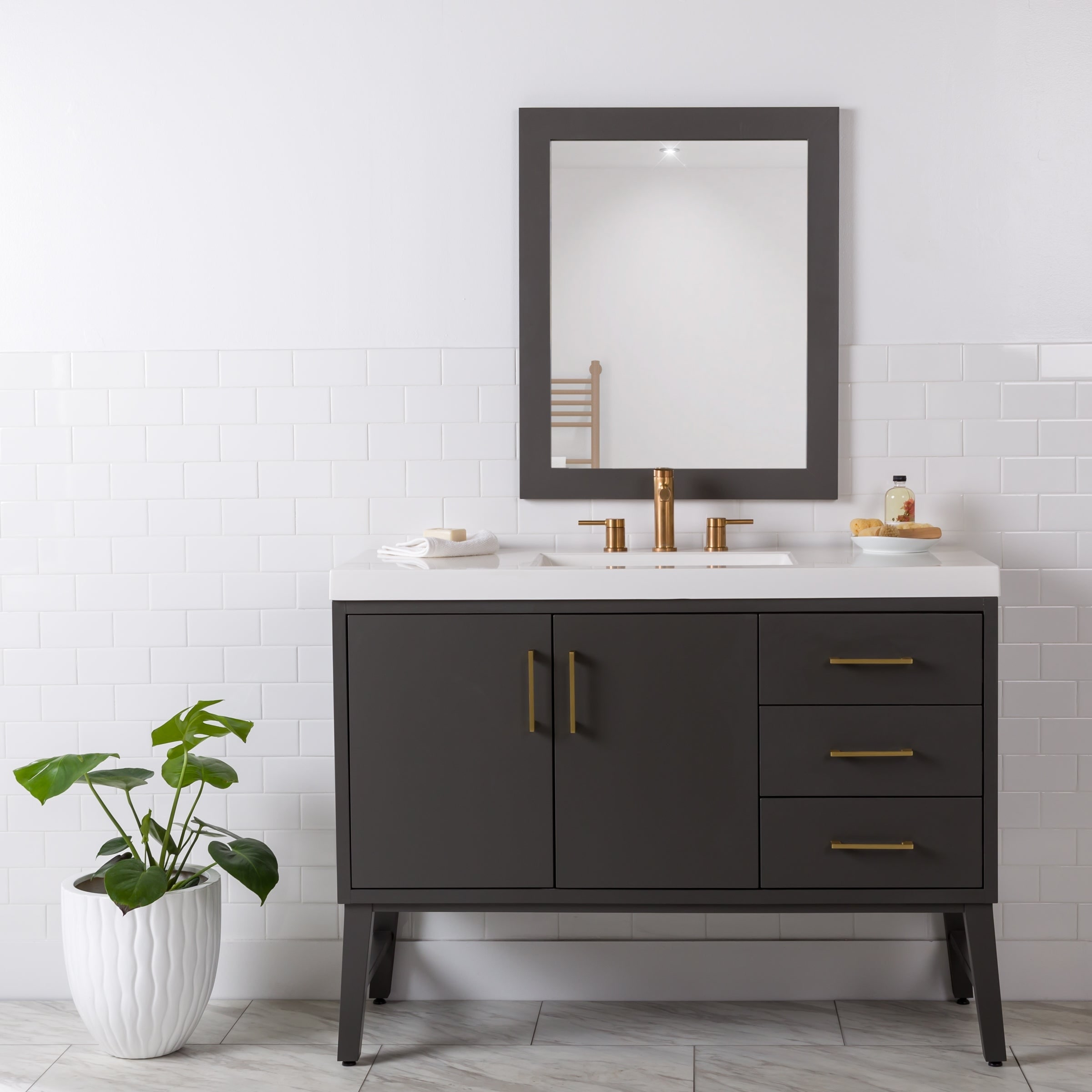 https://ak1.ostkcdn.com/images/products/is/images/direct/4710d2cbef69e2bee1a03dd76dc7927fedc31084/Spring-Mill-Cabinets-48%22-Darya-Bathroom-Vanity-With-2-Doors%2C-3-Drawers%2C-and-White-Sink-Top.jpg