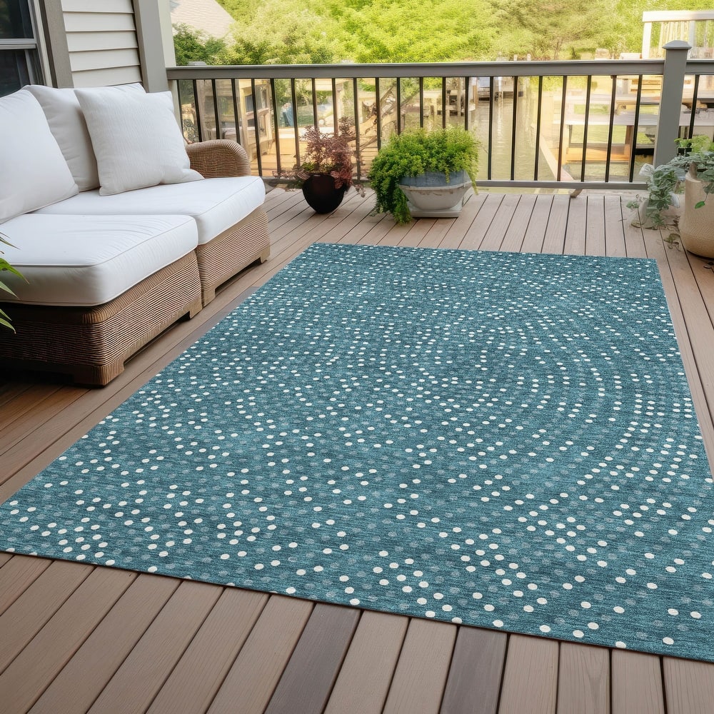 Machine Washable Indoor/ Outdoor Modern Dotty Chantille Rug