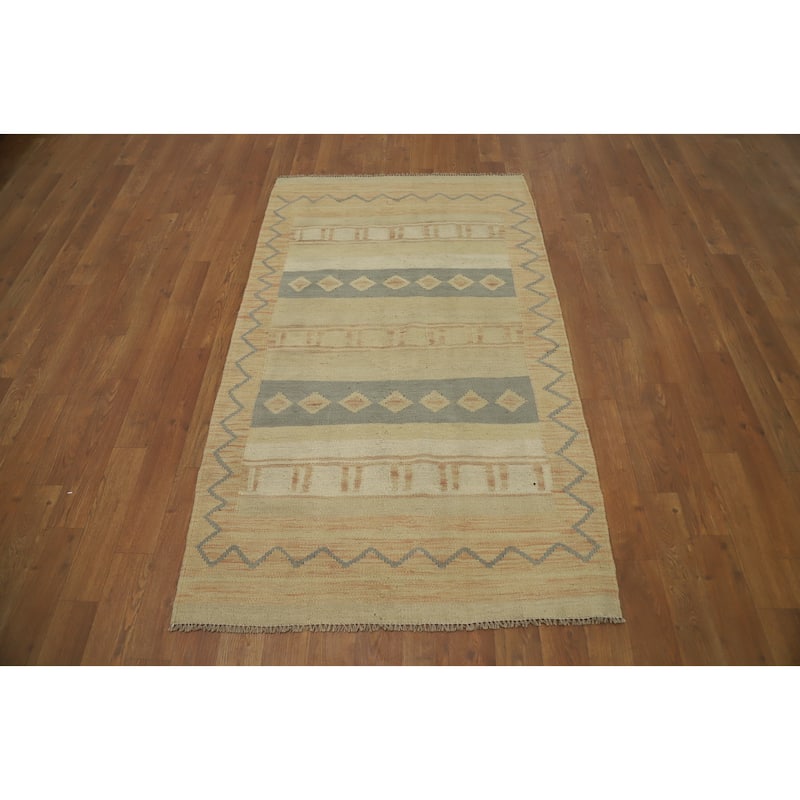 Hand Woven Oriental 100% Wool Carpet Southwestern Tribal Beige & Ivories Kilim Area Rug - 4' 10'' X 2' 10''