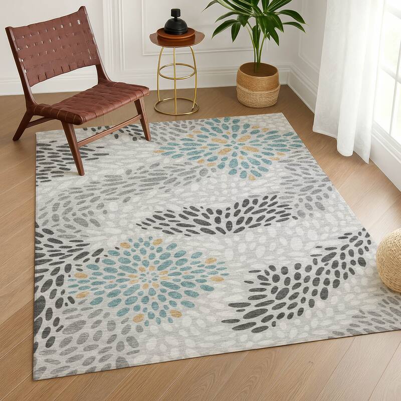 Machine Washable Indoor/ Outdoor Modern Genoa Chantille Rug