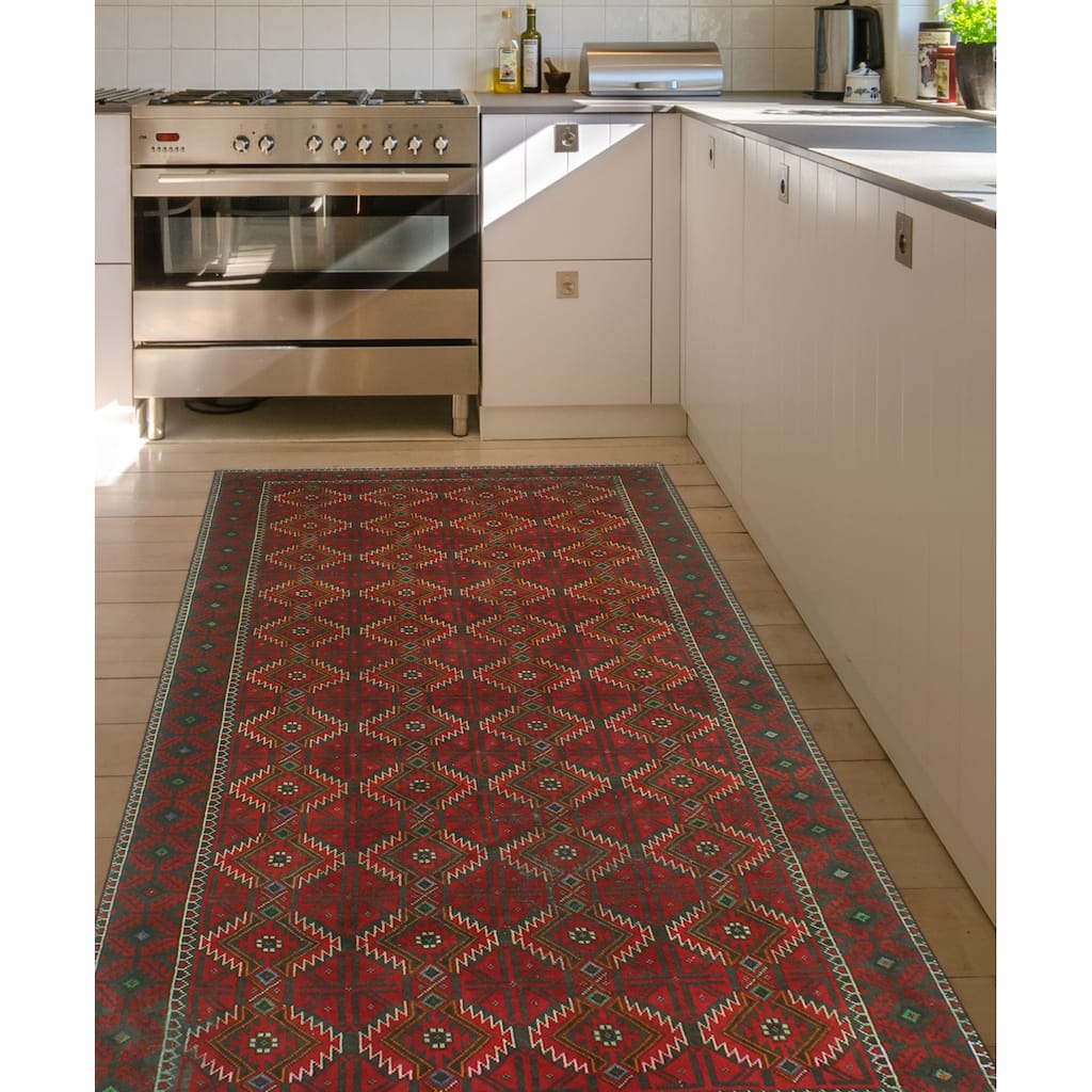 Vintage Distressed Tansholp Burgundy/Green Rug - 5'1" x 9'11"
