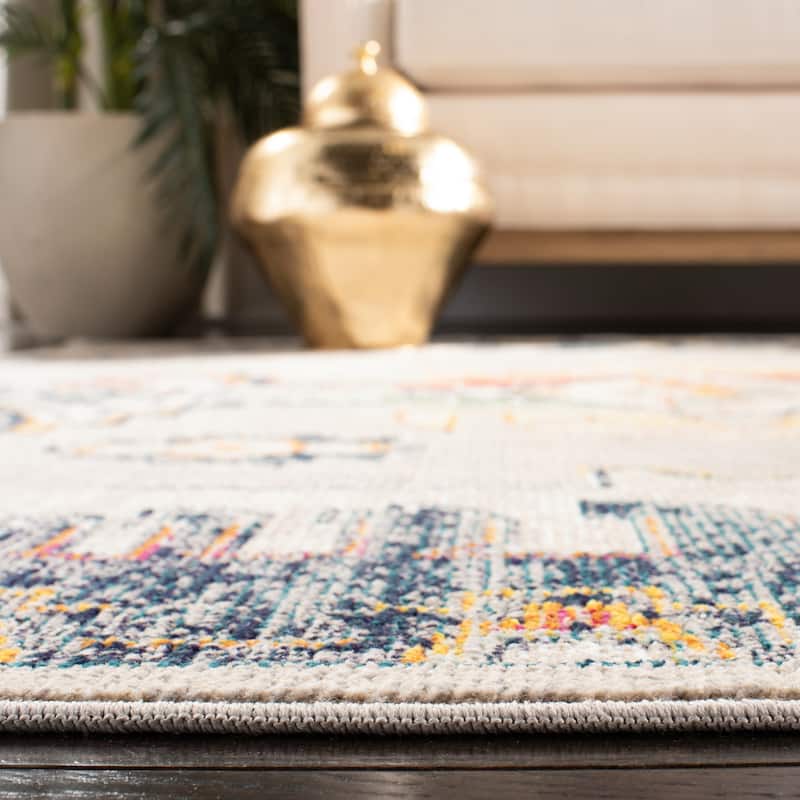 SAFAVIEH Crystal Zahariea Boho Distressed Rug