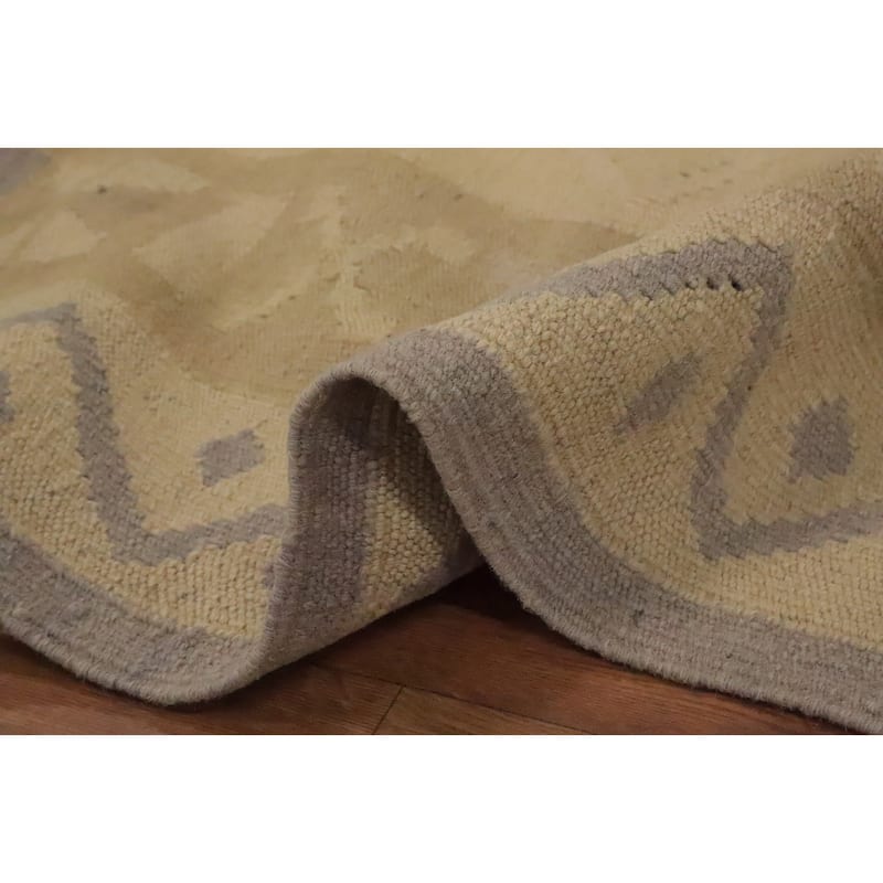 Hand Woven Oriental 100% Wool Carpet Southwestern Tribal Beige & Ivories Kilim Area Rug - 9' 6'' X 6' 8''