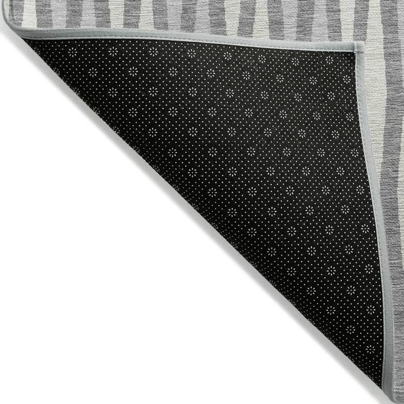 Machine Washable Indoor/ Outdoor Chantille Mosaic Contemporary Rug