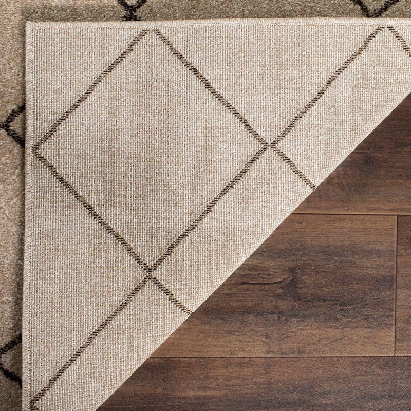 SAFAVIEH Tunisia Ellada Southwestern Rug