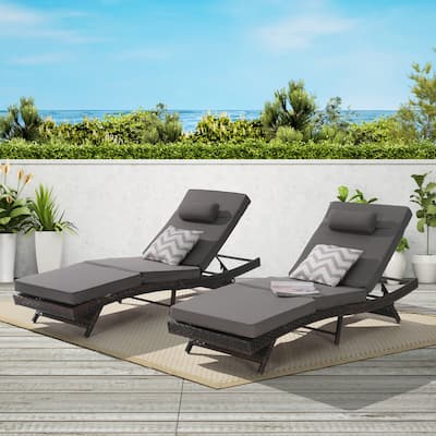 Wicker Lounge Chair Lawn Sunbathing Chairs Set of 2