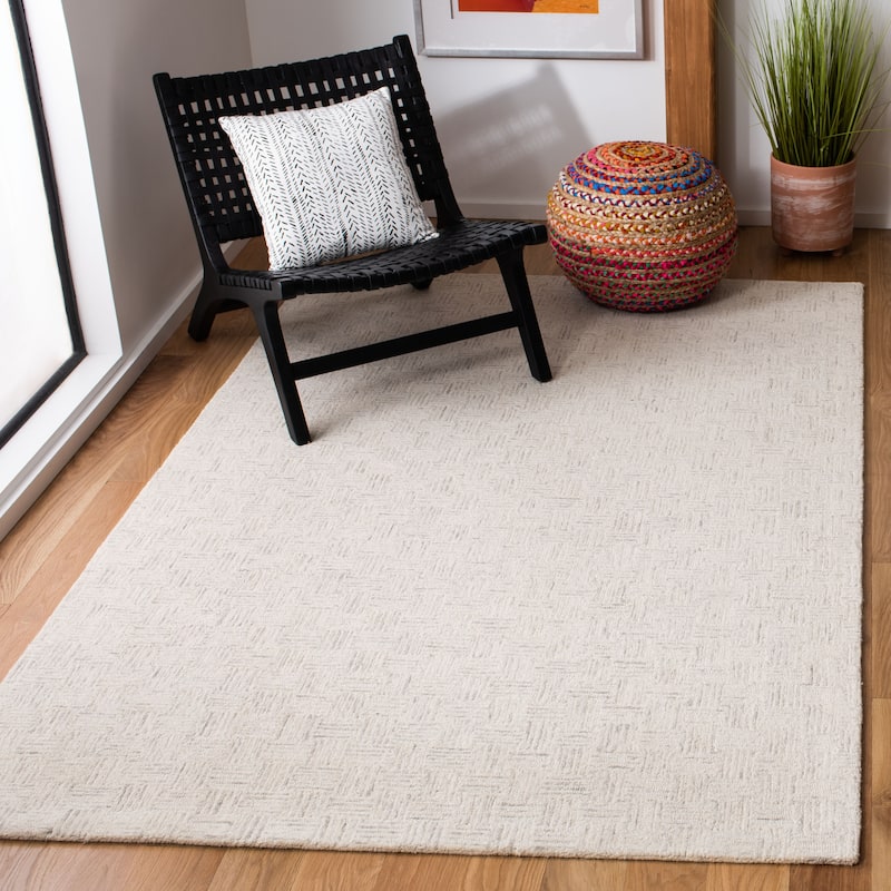SAFAVIEH Handmade Micro-Loop Courteney Transitional Wool Rug - 5' x 8' - Light Grey/Ivory - Rectangle